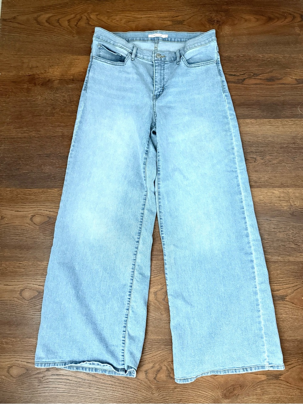 Levi’s 318 Shaping Wide Leg Jeans